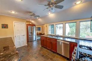 178 S Bayview Ave, Amityville, NY 11701 - Photo 15