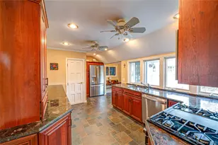 178 S Bayview Ave, Amityville, NY 11701 - Photo 19