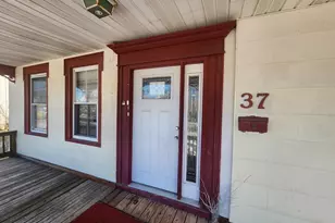 37 Jennings Ave, Patchogue, NY 11772 - Photo 9