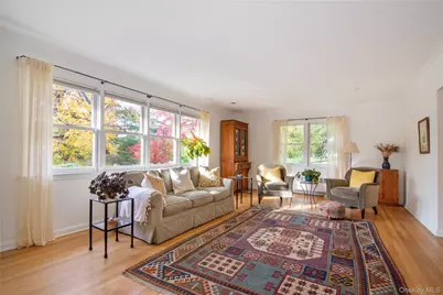72 Magnolia Drive, Dobbs Ferry, NY 10522 - Photo 9