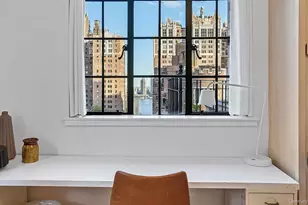 304 E 41st St, New York, NY 10017 - Photo 7