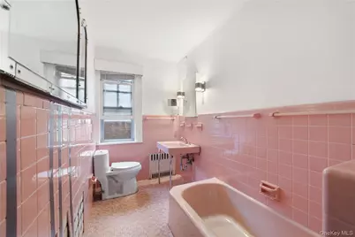 1 Glenwood Avenue, New Rochelle, NY 10801 - Photo 15