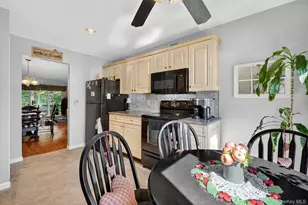 101 Eagle Bay Dr, Ossining, NY 10562 - Photo 25