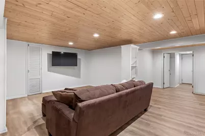 12 Orchard Drive, Woodbury, NY 11797 - Photo 17