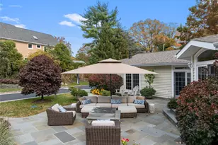 12 Orchard Dr, Woodbury, NY 11797 - Photo 21