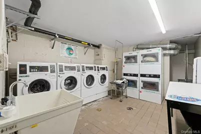 2545 Sedgwick Avenue #4H, Bronx, NY 10468 - Photo 9