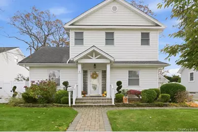 42 Homecrest Court, Oceanside, NY 11572 - Photo 1