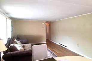 19 Dogwood Ln, Manorville, NY 11949 - Photo 7