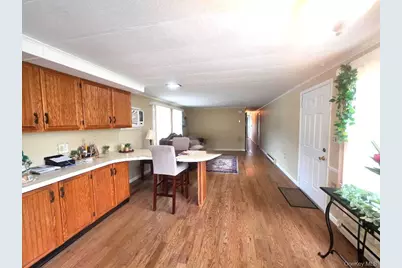 19 Dogwood Lane, Manorville, NY 11949 - Photo 5