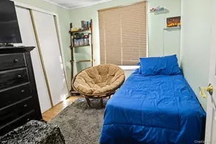 19 Dogwood Ln, Manorville, NY 11949 - Photo 9