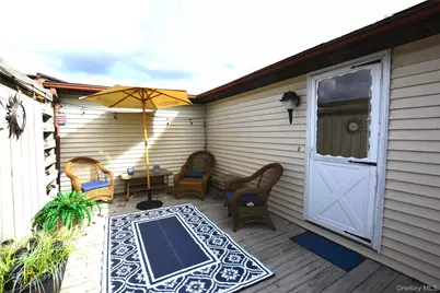 19 Dogwood Lane, Manorville, NY 11949 - Photo 15