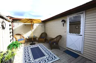 19 Dogwood Ln, Manorville, NY 11949 - Photo 15