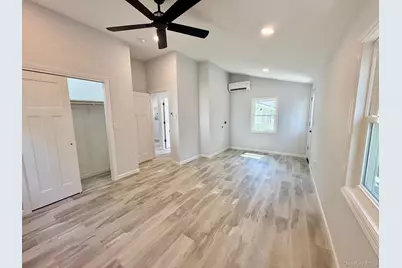 22 Lookout Drive, Sound Beach, NY 11789 - Photo 9