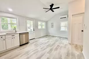 22 Lookout Dr, Sound Beach, NY 11789 - Photo 7