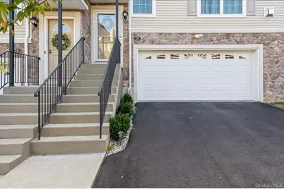 26 Hidden Creek Boulevard, Monroe, NY 10950 - Photo 3