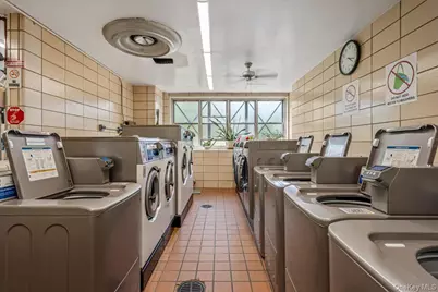 17-85 215th Street #1E, Bayside, NY 11360 - Photo 17