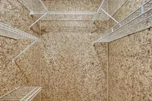 60 Parsons Dr, Hempstead, NY 11550 - Photo 25