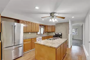 60 Parsons Dr, Hempstead, NY 11550 - Photo 13