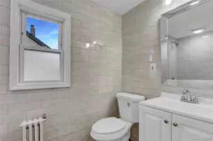 60 Parsons Dr, Hempstead, NY 11550 - Photo 23