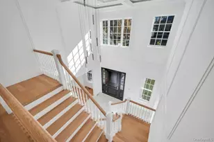 207 Mill Spring Rd, Manhasset, NY 11030 - Photo 19