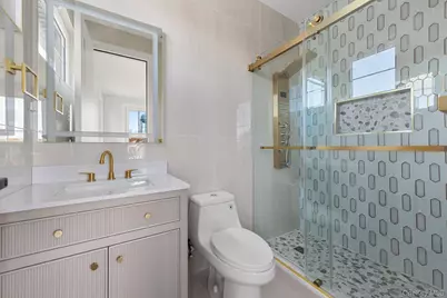 1035 Glen Drive, Franklin Square, NY 11010 - Photo 21