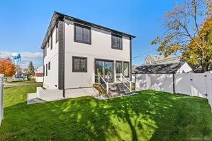 1035 Glen Dr, Franklin Square, NY 11010 - Photo 3