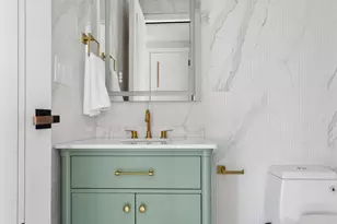 1035 Glen Dr, Franklin Square, NY 11010 - Photo 17