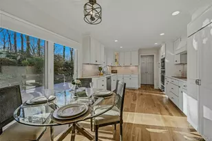 43 Edcris Ln, Huntington, NY 11743 - Photo 19