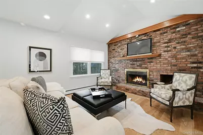 43 Edcris Lane, Huntington, NY 11743 - Photo 25