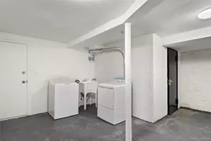 2308 Morris Ave, Bronx, NY 10468 - Photo 27