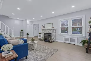 62 Essex Rd, Great Neck, NY 11023 - Photo 5