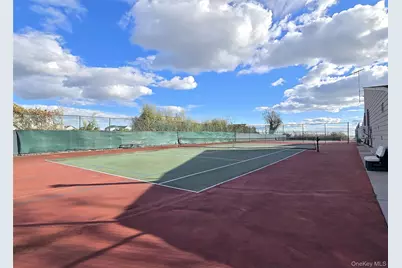 324 Mariners Way, Copiague, NY 11726 - Photo 23