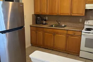 148 N 22nd St, Wheatley Heights, NY 11798 - Photo 3