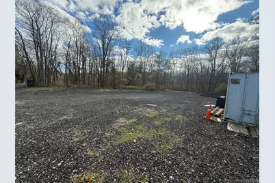 16 Ernest Lane, Mahopac, NY 10541 - Photo 5