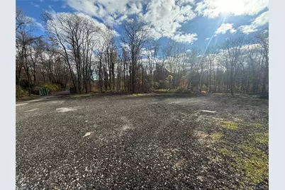 16 Ernest Lane, Mahopac, NY 10541 - Photo 3