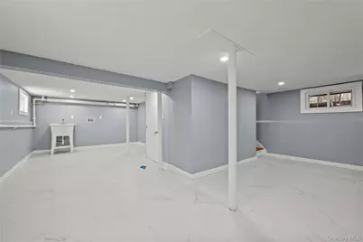 194-23 114th Road, Saint Albans, NY 11412 - Photo 11