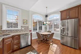 41 Michael Roberts Ct, Pearl River, NY 10965 - Photo 7