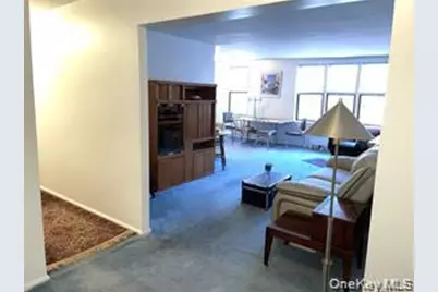 650 Warburton Avenue #7C, Yonkers, NY 10701 - Photo 11