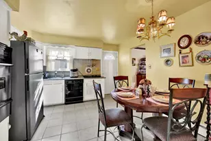 32-32 Plunkett Ave, Far Rockaway, NY 11691 - Photo 19