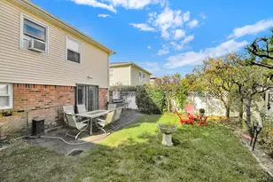 32-32 Plunkett Ave, Far Rockaway, NY 11691 - Photo 7