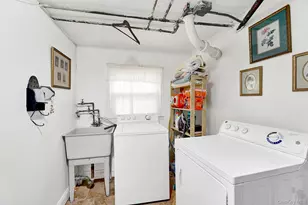 32-32 Plunkett Ave, Far Rockaway, NY 11691 - Photo 31