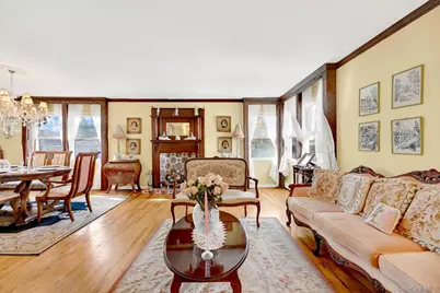 32-32 Plunkett Avenue, Far Rockaway, NY 11691 - Photo 13