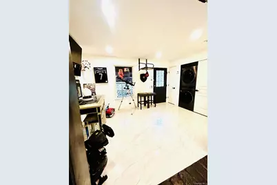 58 Rialto Way, Patchogue, NY 11772 - Photo 31