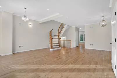 34 Alexander Court, Nanuet, NY 10954 - Photo 5