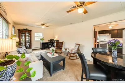 352-354 Ruskey Lane, Hyde Park, NY 12538 - Photo 9