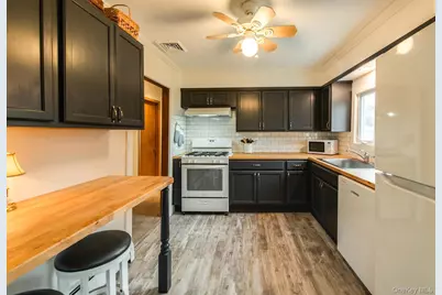 352-354 Ruskey Lane, Hyde Park, NY 12538 - Photo 5