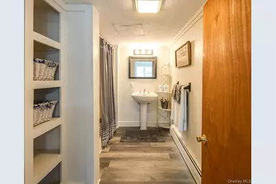 352-354 Ruskey Lane, Hyde Park, NY 12538 - Photo 21