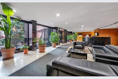 139-15 83 Avenue #409, Briarwood, NY 11435 - Photo 9