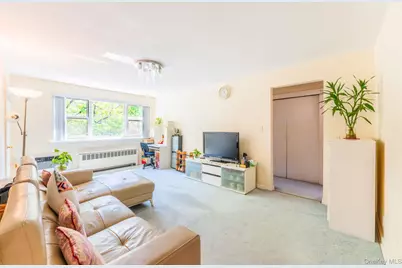 69-28 Kissena Boulevard #130B, Kew Gardens, NY 11367 - Photo 5