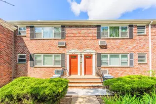 69-28 Kissena Blvd, Kew Gardens, NY 11367 - Photo 19